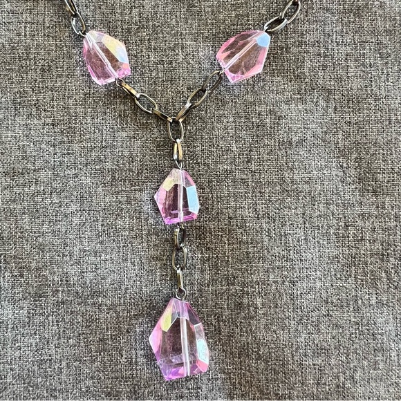 Elegant Pink Crystal Necklace - Picture 2 of 4